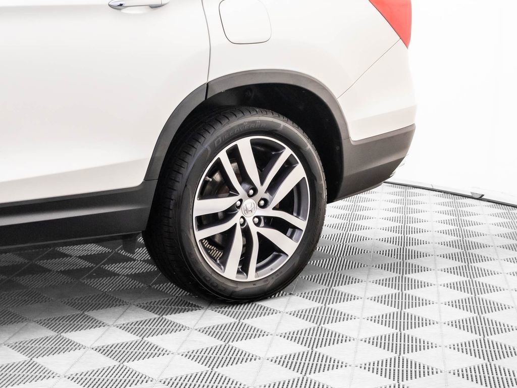 Used 2016 Honda Pilot Touring image 37