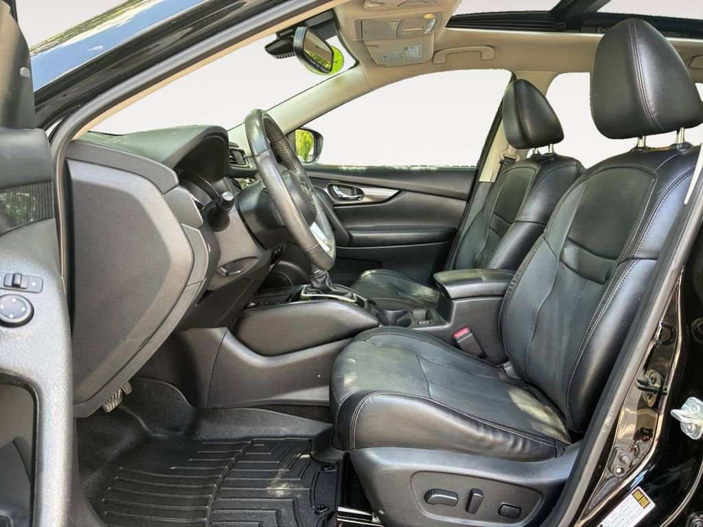 Used 2019 Nissan Rogue SL w/ Premium Package image 9