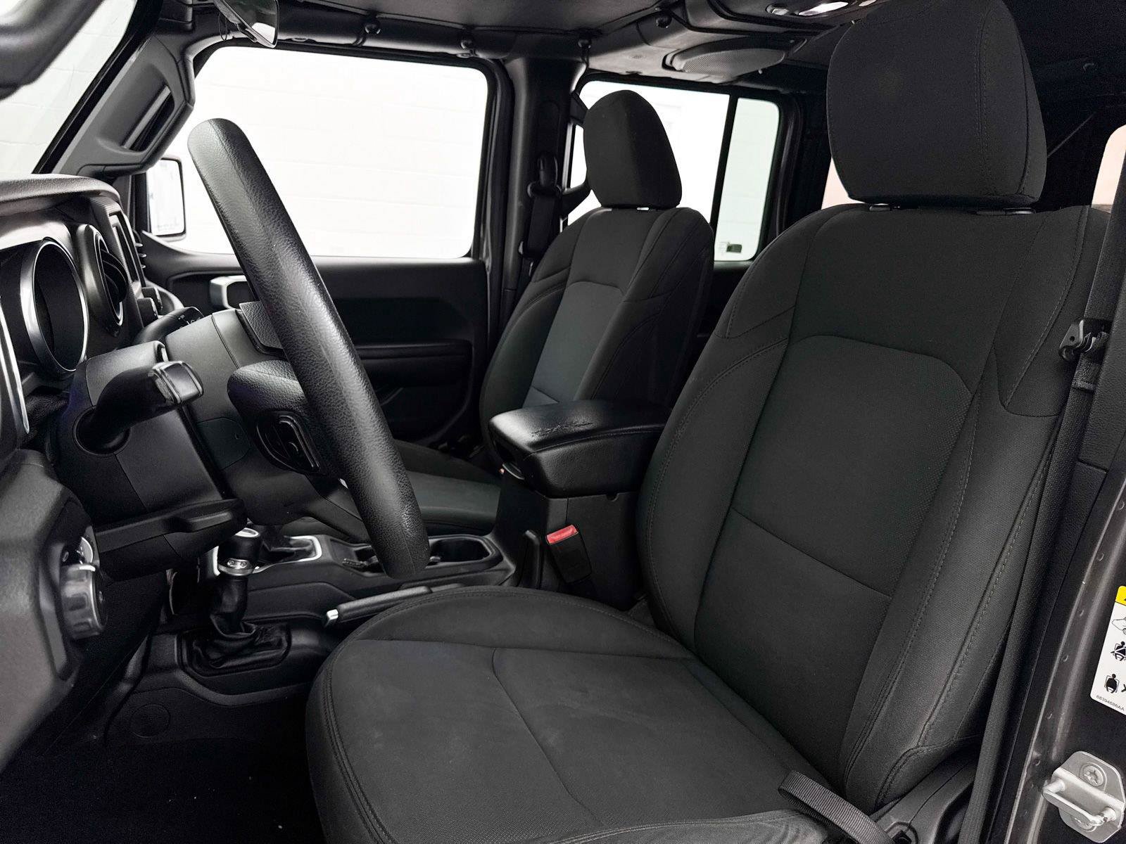 Used 2018 Jeep Wrangler Unlimited Sport AWD/4WD image 14