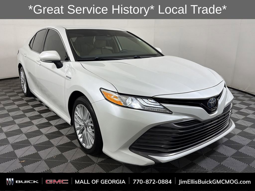 Used 2020 Toyota Camry XLE
