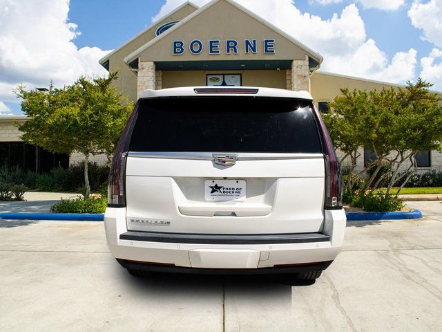 Used 2015 Cadillac Escalade ESV Premium image 4
