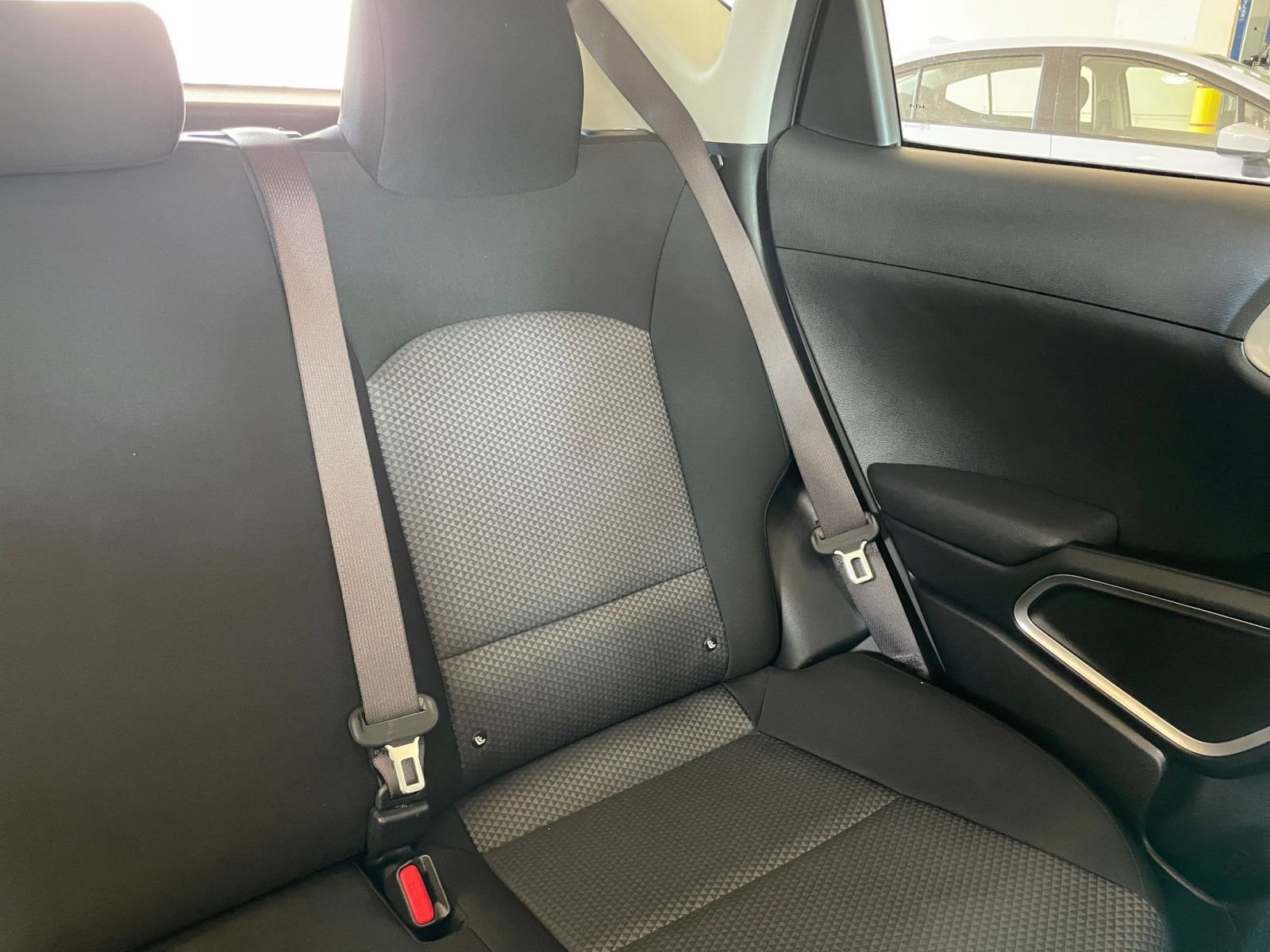 Used 2025 Kia Soul LX w/ LX Technology Package image 32