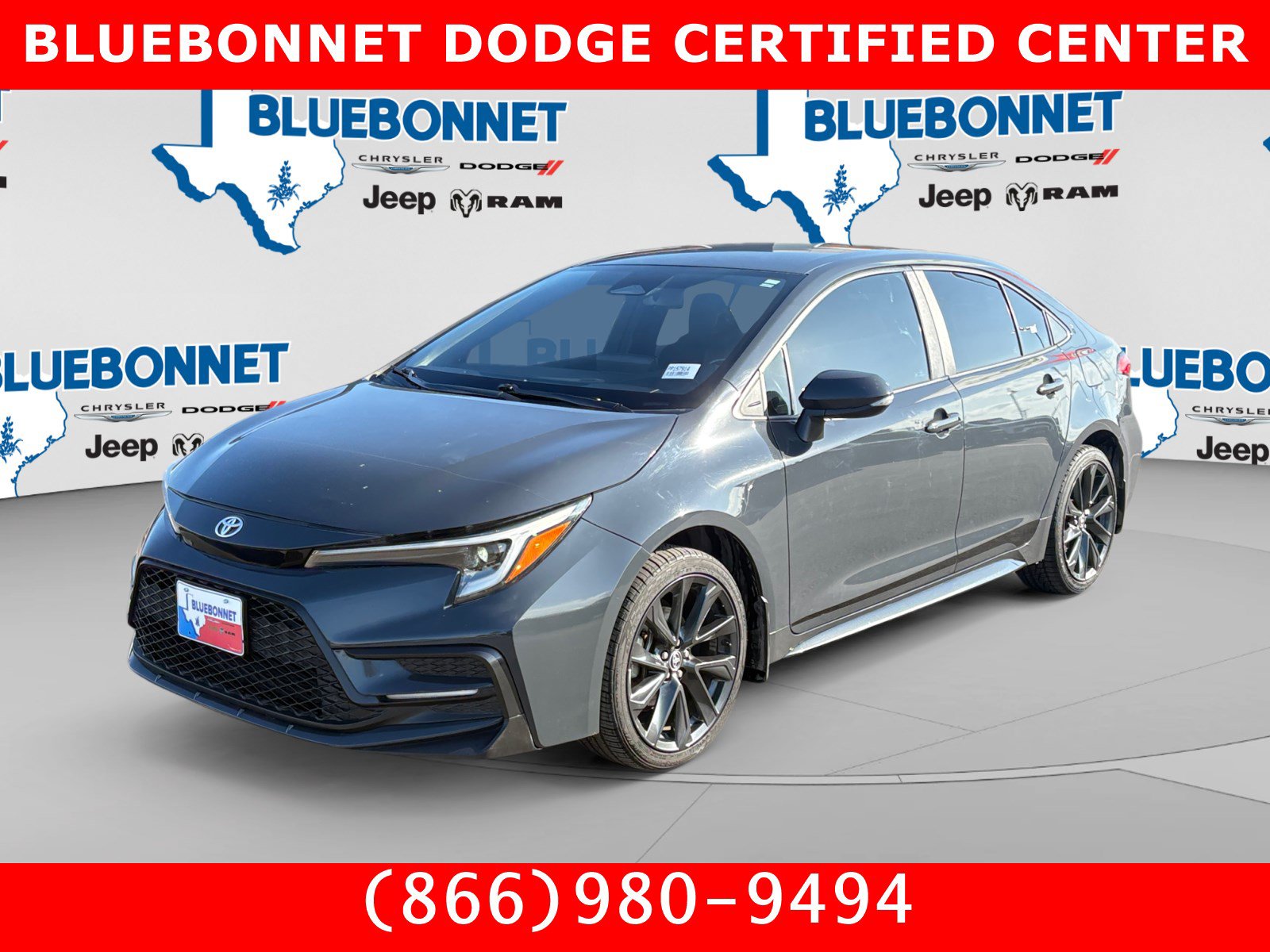 Used 2023 Toyota Corolla SE FWD image 1