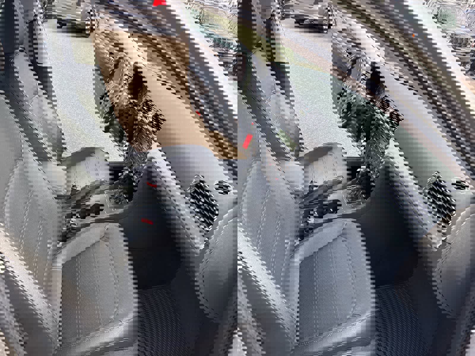 Used 2013 Volkswagen Passat Wolfsburg Edition image 26