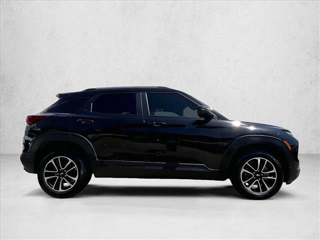 Certified 2024 Chevrolet TrailBlazer LT w/ Driver Confidence Package FWD image 3