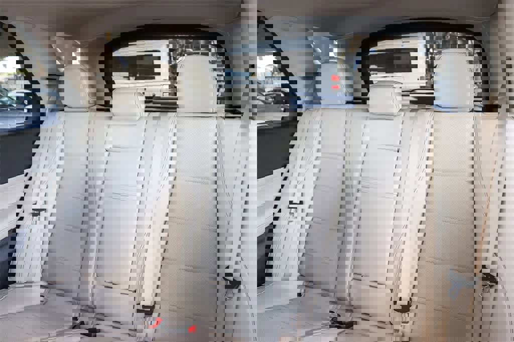 Used 2022 Mercedes-Benz GLE 350 4MATIC w/ Premium Package image 18