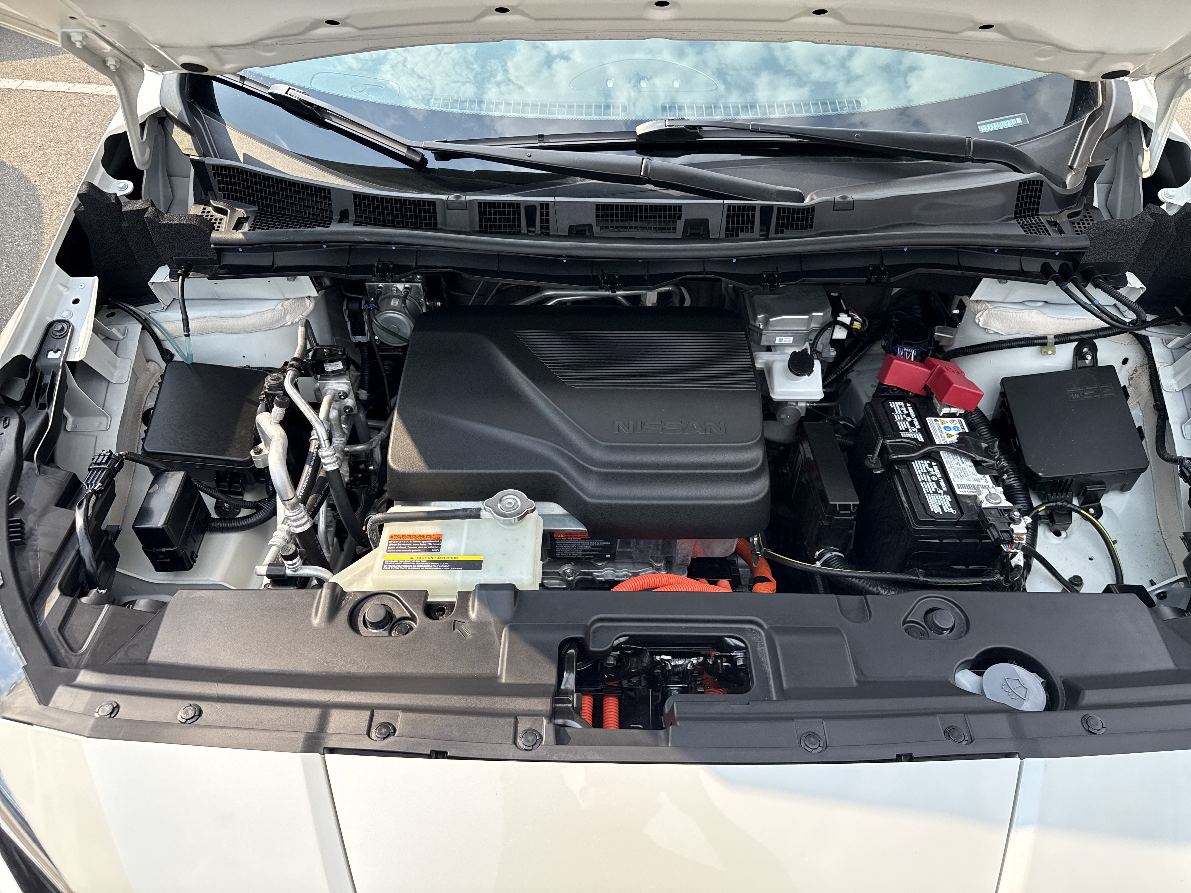 Certified 2025 Nissan Leaf SV Plus FWD image 13