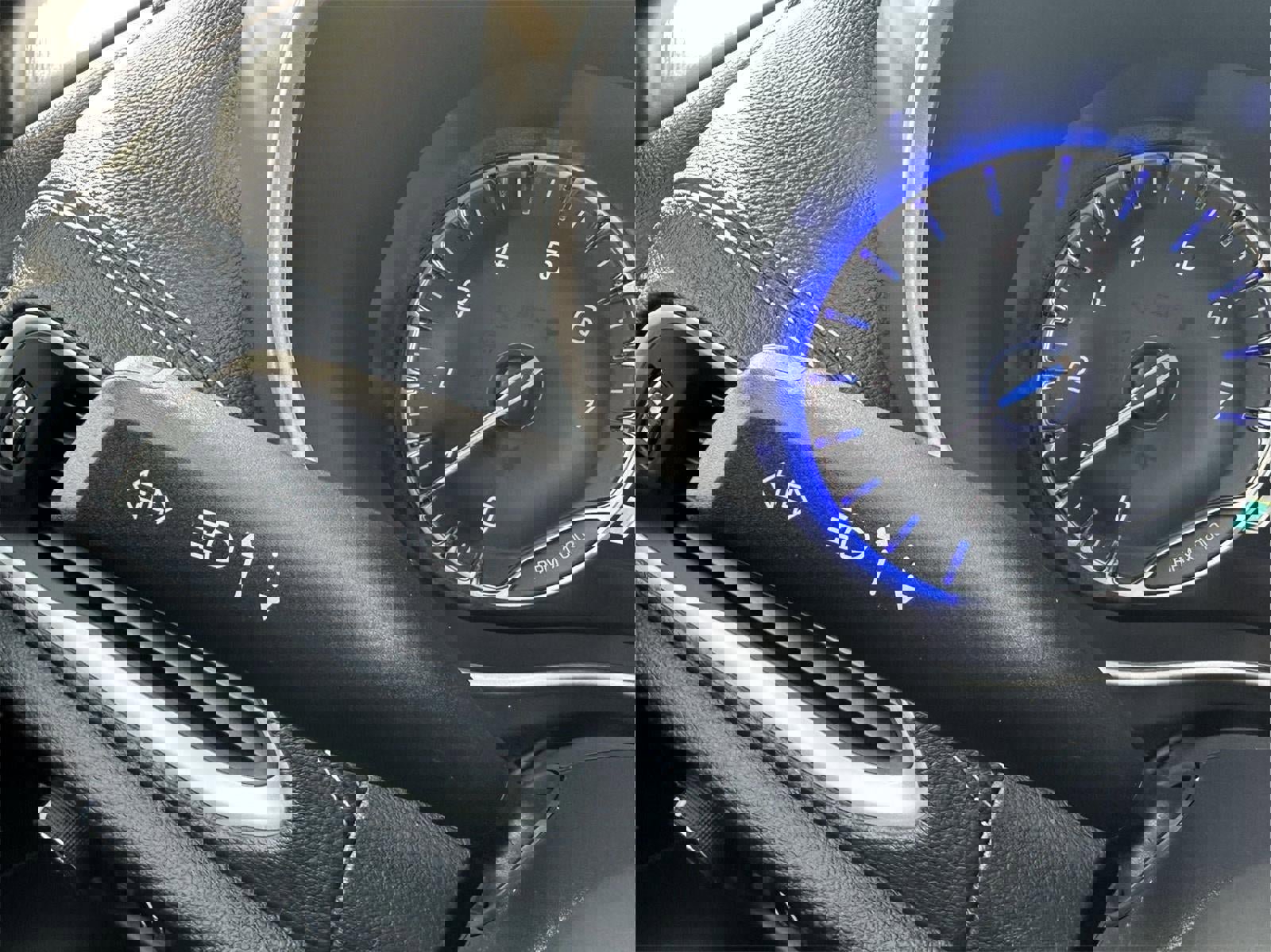 New 2026 Chrysler Pacifica Select image 21