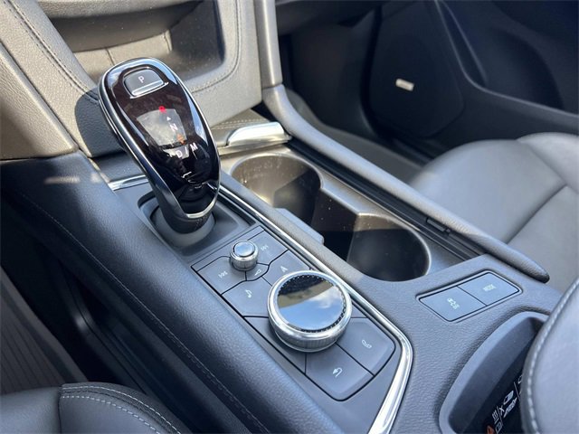 Certified 2022 Cadillac XT5 Premium Luxury w/ LPO, Floor Liner Package image 24