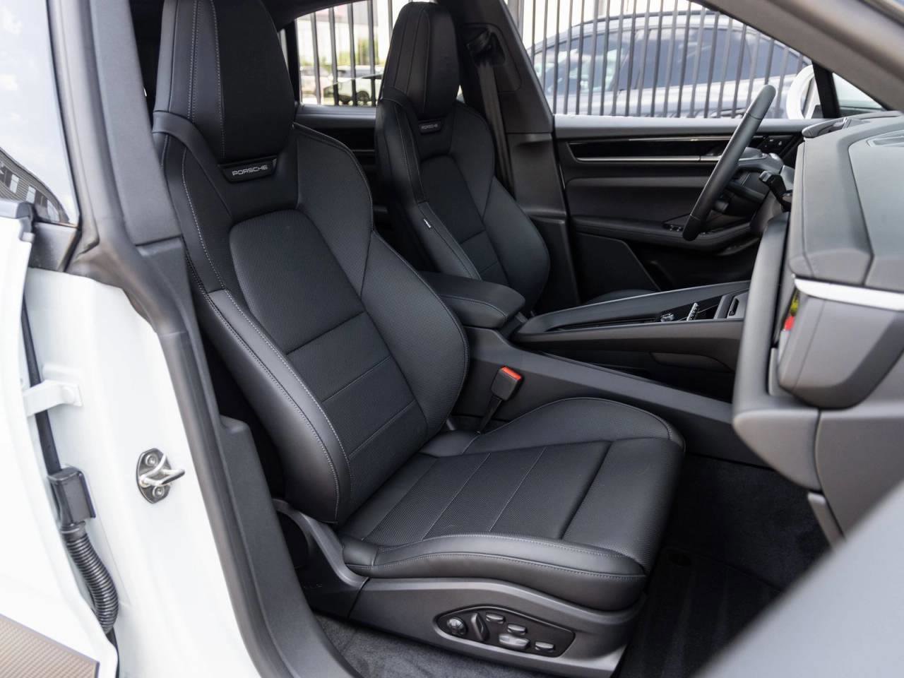 Used 2025 Porsche Macan 4S Electric image 91