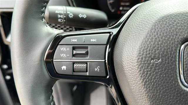 Used 2025 Honda CR-V EX-L image 13