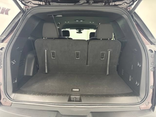 Used 2023 Chevrolet Traverse LT FWD image 27