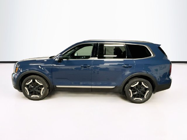 Certified 2024 Kia Telluride EX w/ EX Captain's Chair Package AWD/4WD image 4