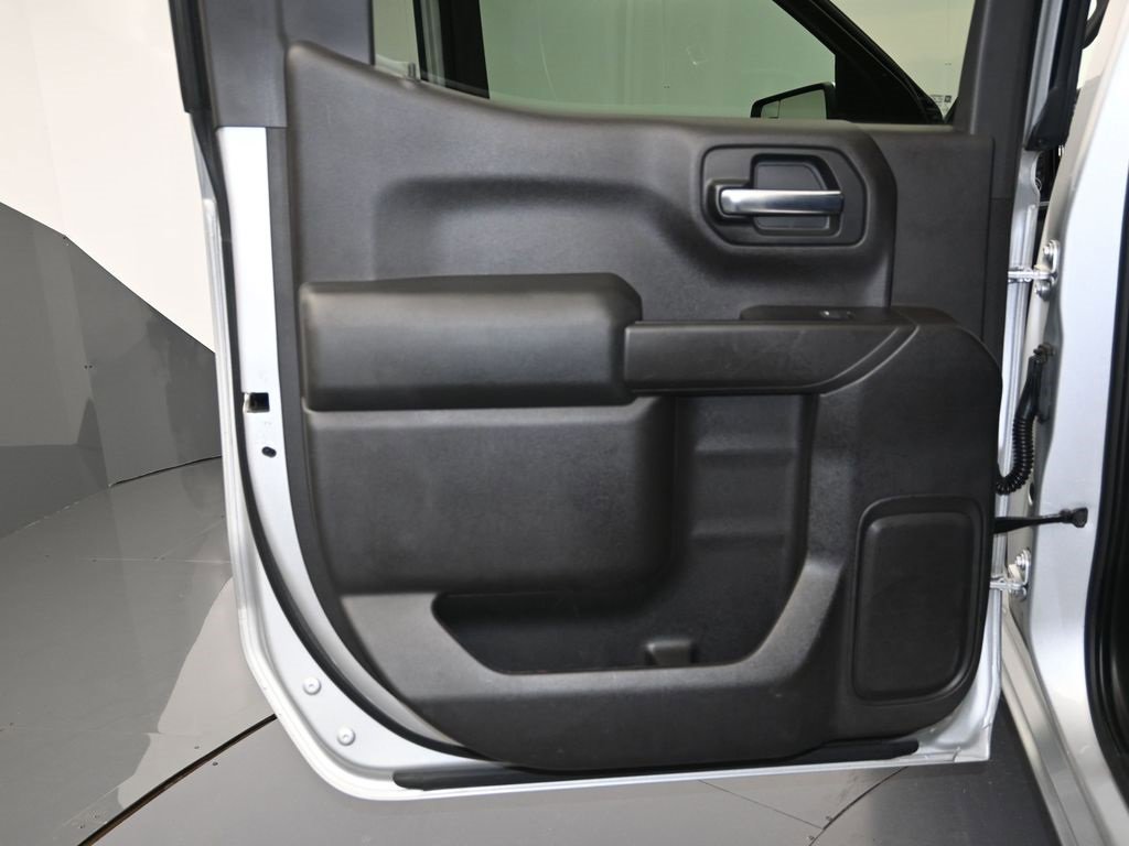 Used 2020 Chevrolet Silverado 1500 LT image 18