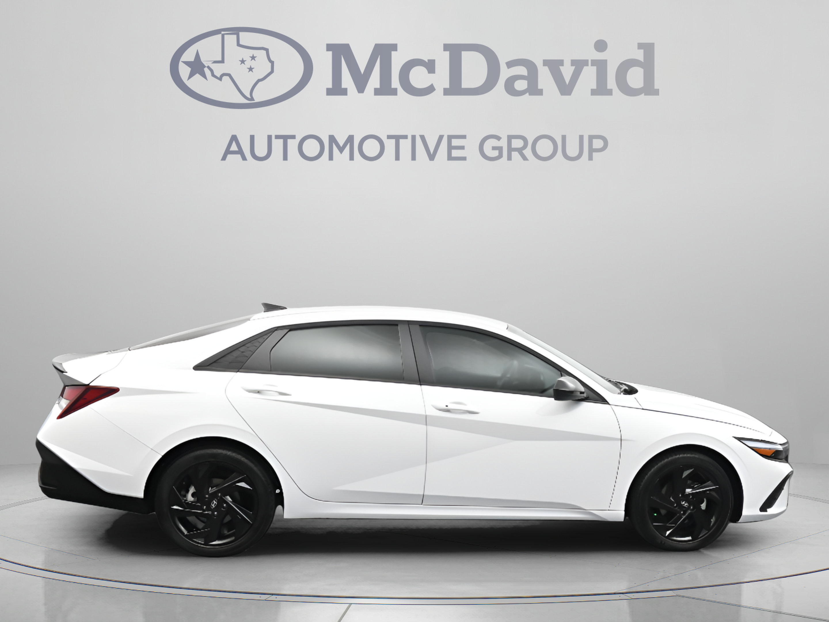Used 2026 Hyundai Elantra Sport FWD image 9