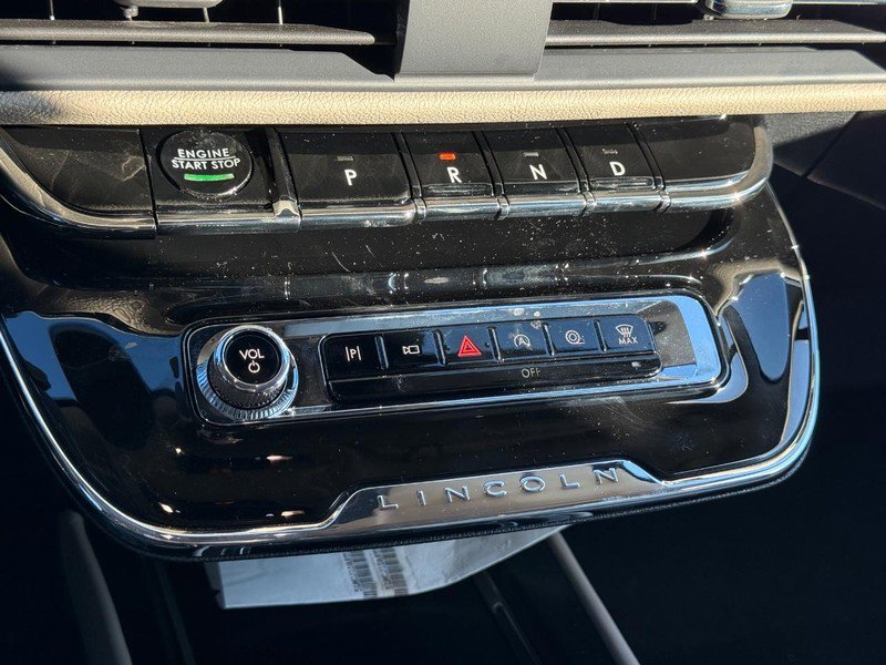 New 2026 Lincoln Corsair Premiere image 12