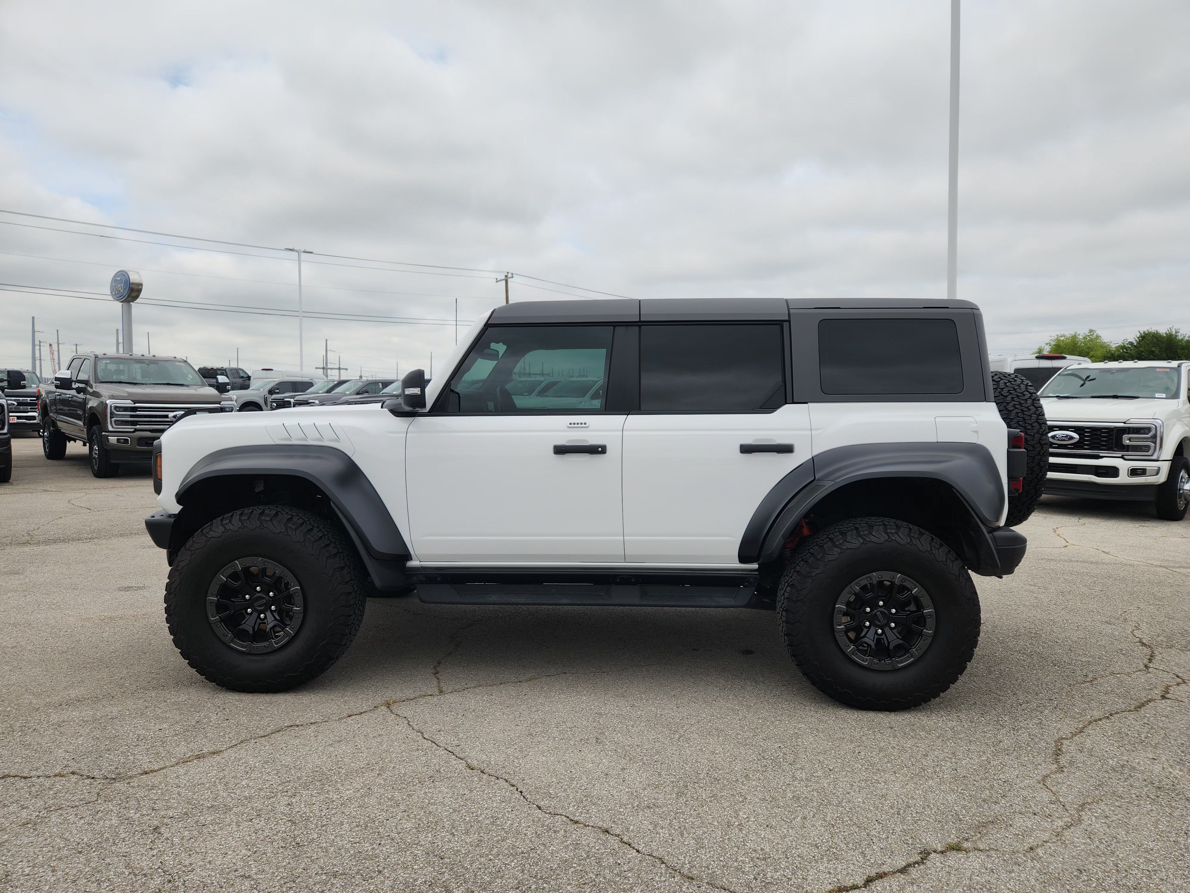 Used 2023 Ford Bronco Raptor AWD/4WD image 4