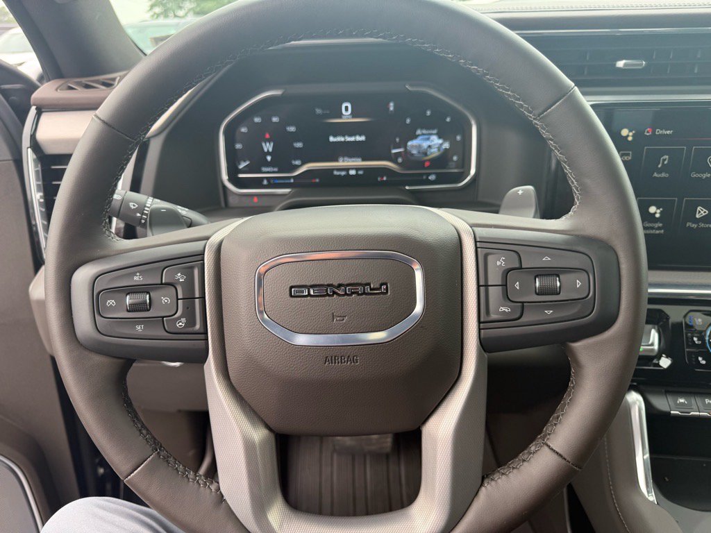 Used 2025 GMC Sierra 1500 Denali w/ Denali Reserve Package AWD/4WD image 21