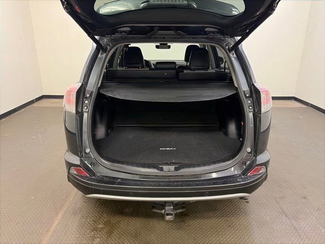 Used 2016 Toyota RAV4 Limited image 12
