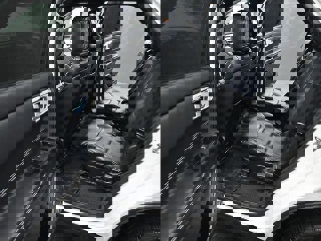 Used 2022 Ford Explorer ST-Line w/ Class IV Trailer Tow Package image 26