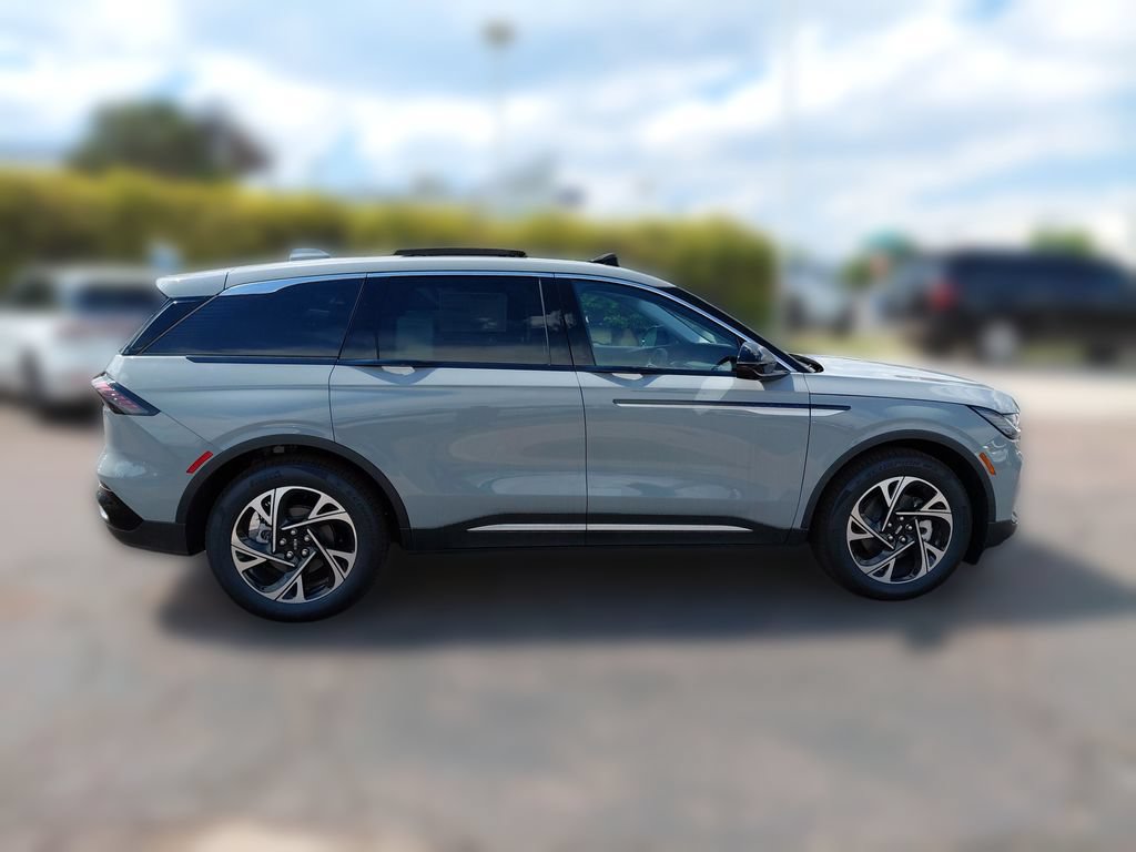 New 2026 Lincoln Nautilus Premier w/ Equipment Group 102A AWD/4WD image 9