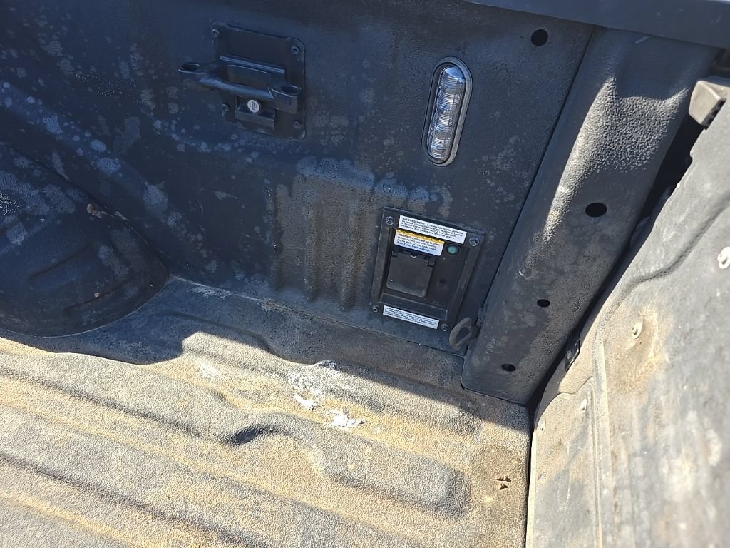 Used 2023 Ford F250 XLT w/ XLT Premium Package AWD/4WD image 7