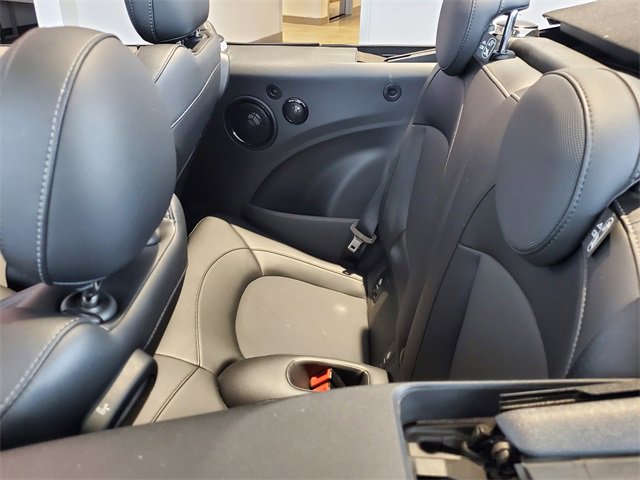 Used 2022 MINI Cooper John Cooper Works w/ Premium Package image 9