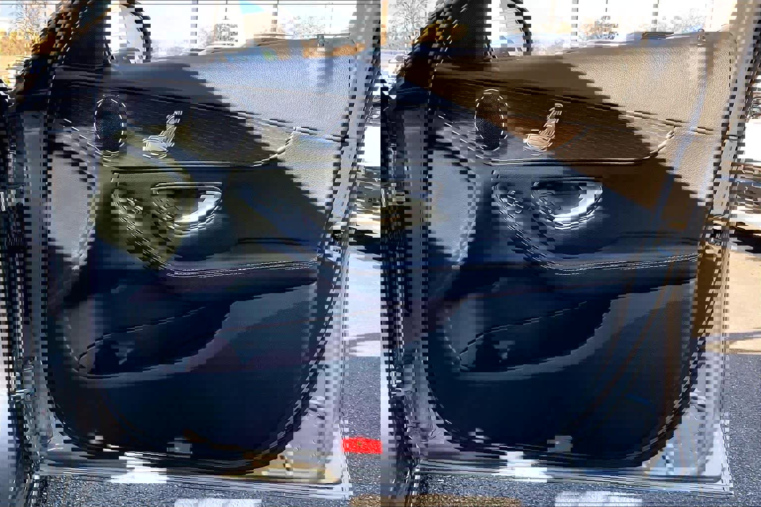 Used 2019 Mercedes-Benz C 300 Sedan image 26