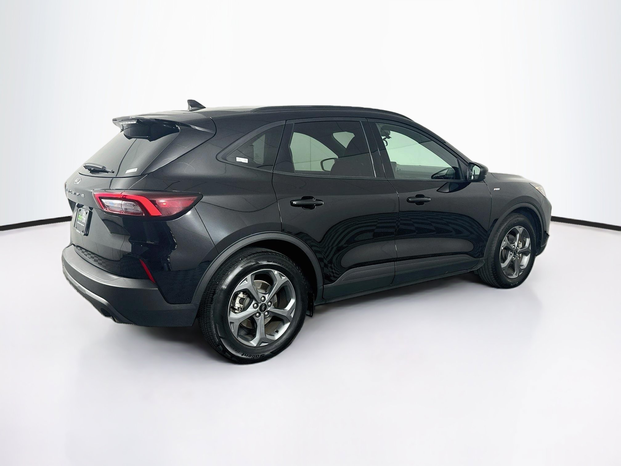 Used 2025 Ford Escape ST-Line FWD image 9