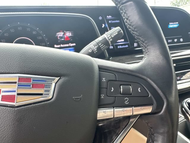 Used 2021 Cadillac Escalade Premium Luxury RWD image 39