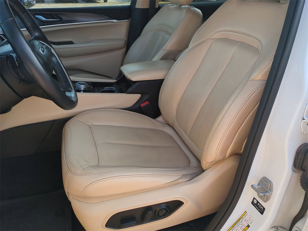 Used 2021 Jeep Grand Cherokee L Limited w/ MOPAR Finishing Package image 19