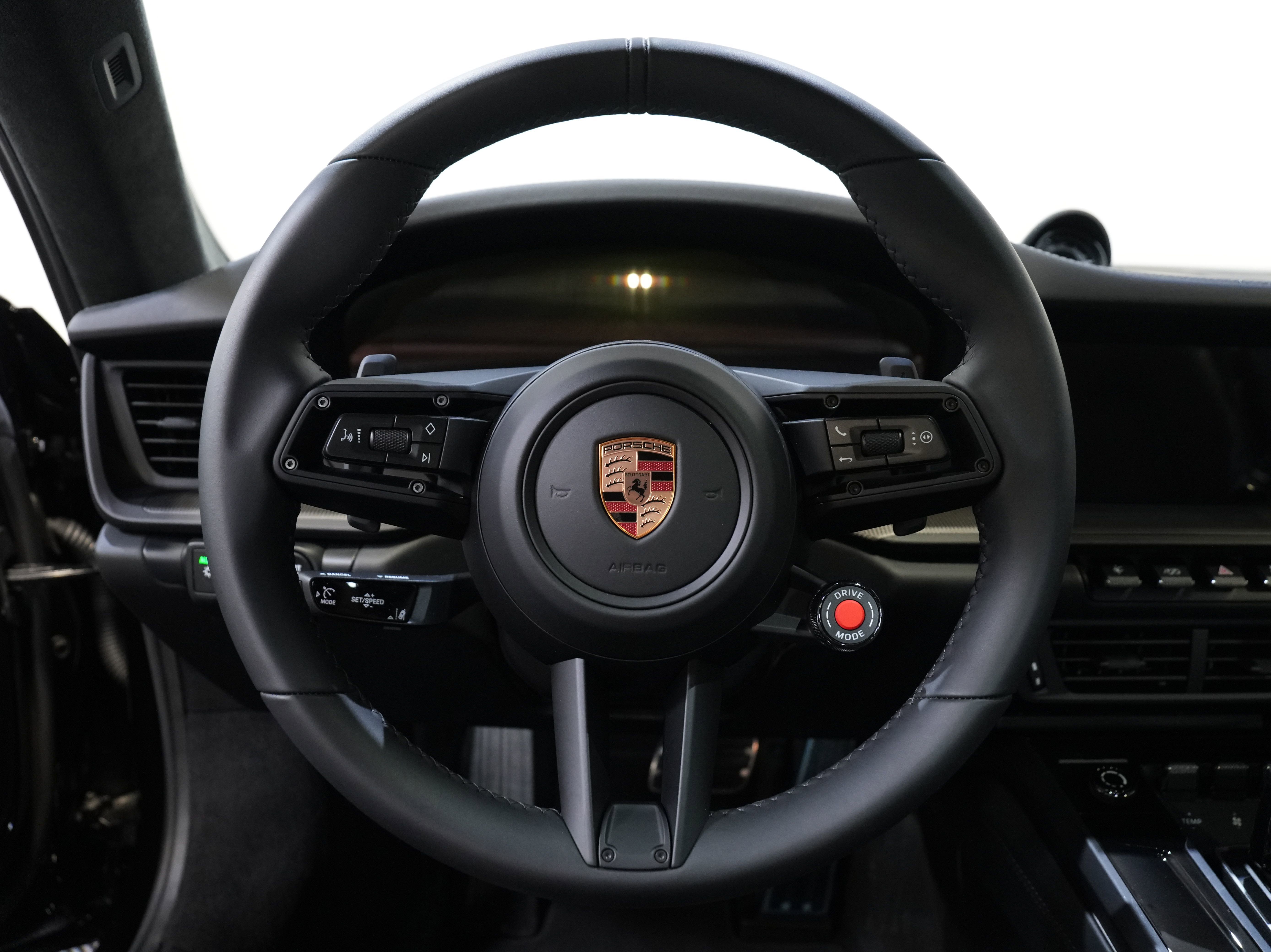 Used 2026 Porsche 911 Carrera S RWD image 33
