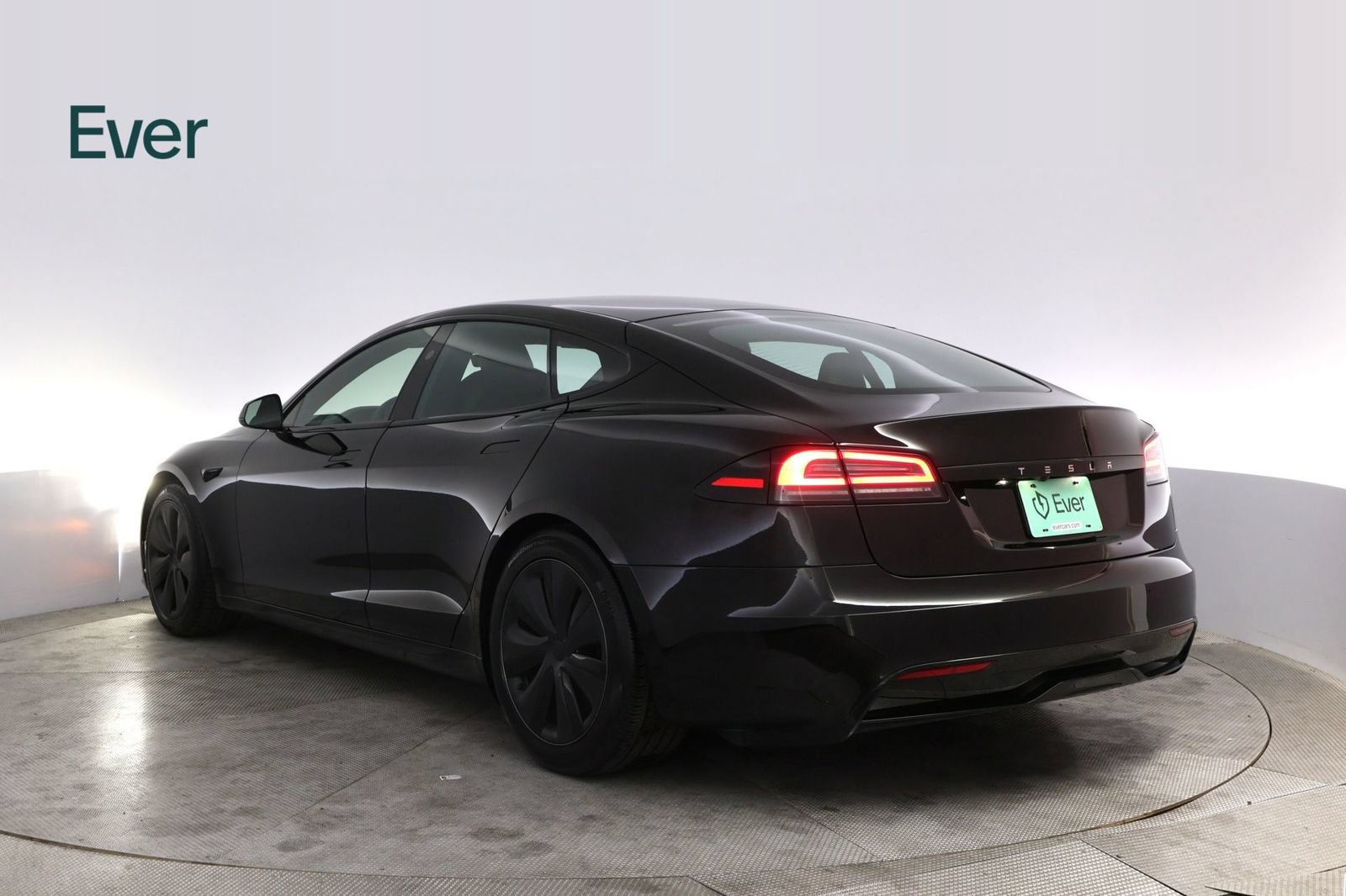 Used 2024 Tesla Model S AWD/4WD image 17