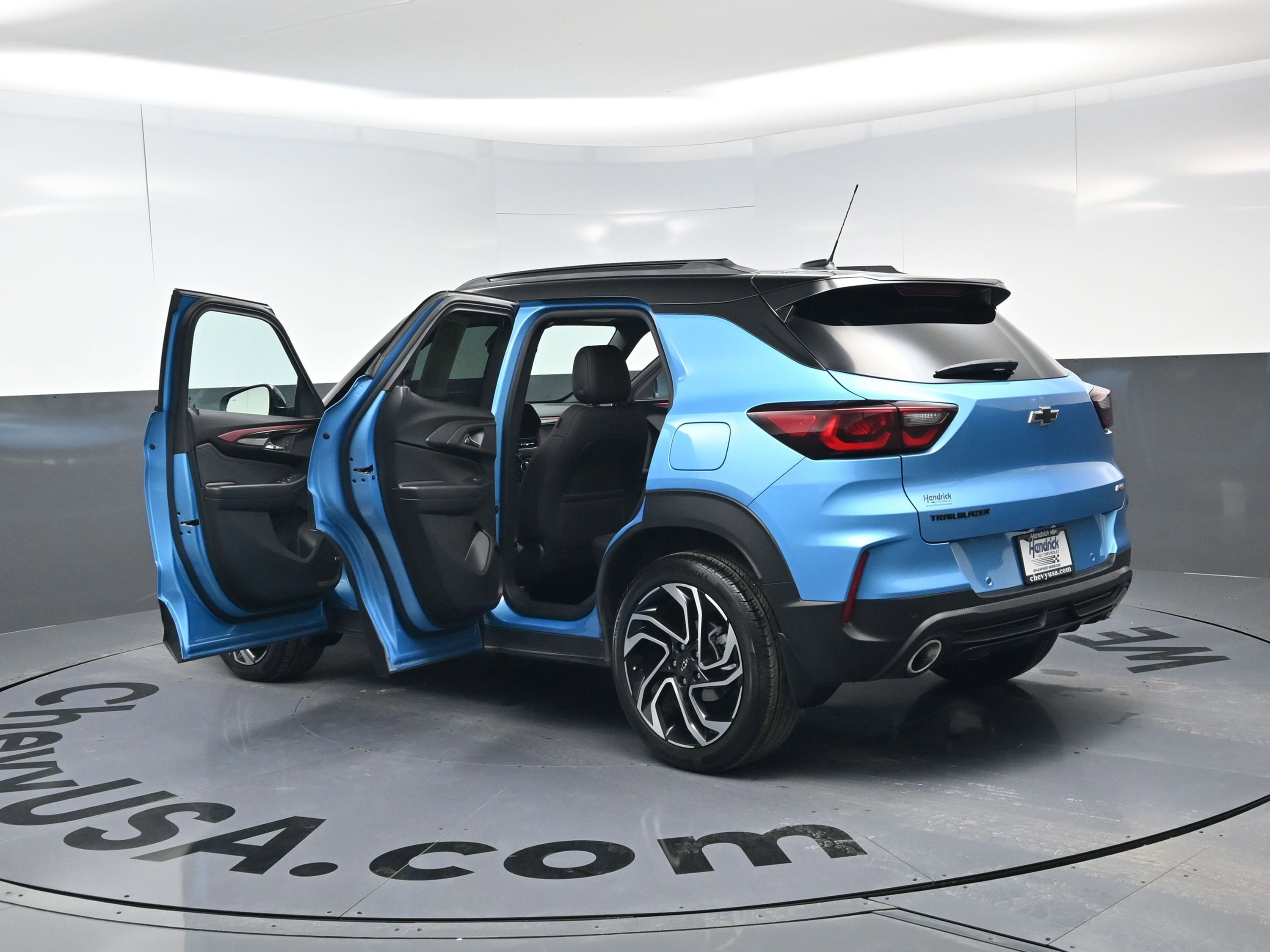 Certified 2025 Chevrolet TrailBlazer RS w/ Convenience Package image 28