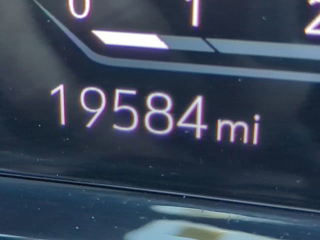 Used 2024 Cadillac Escalade V w/ LPO, ONYX Package image 39