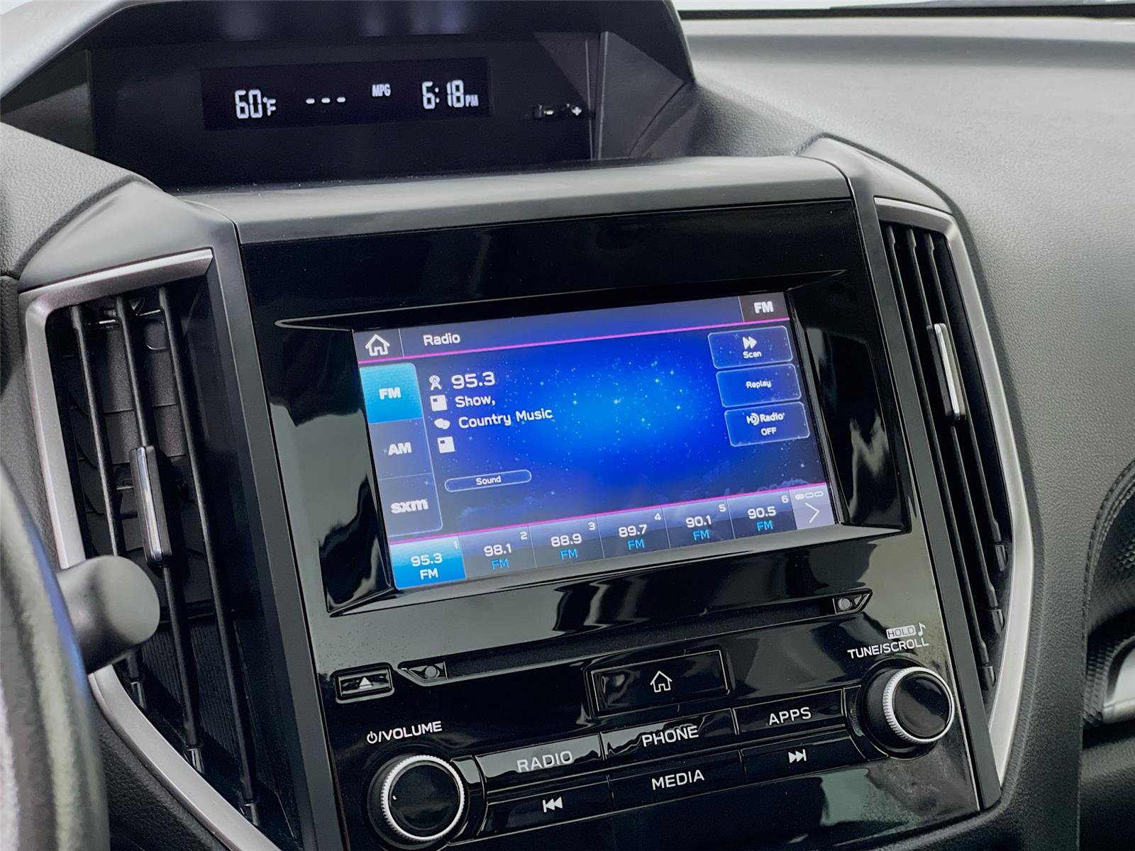 Used 2023 Subaru Forester Premium image 19