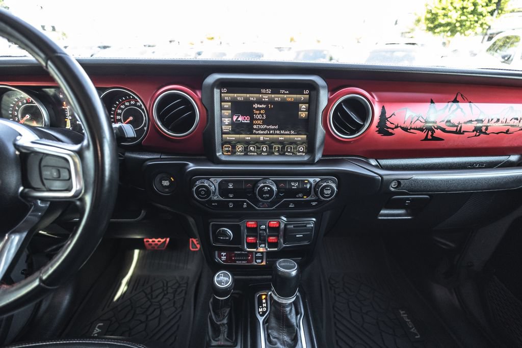 Used 2022 Jeep Gladiator Rubicon w/ Trailer Tow Package AWD/4WD image 27