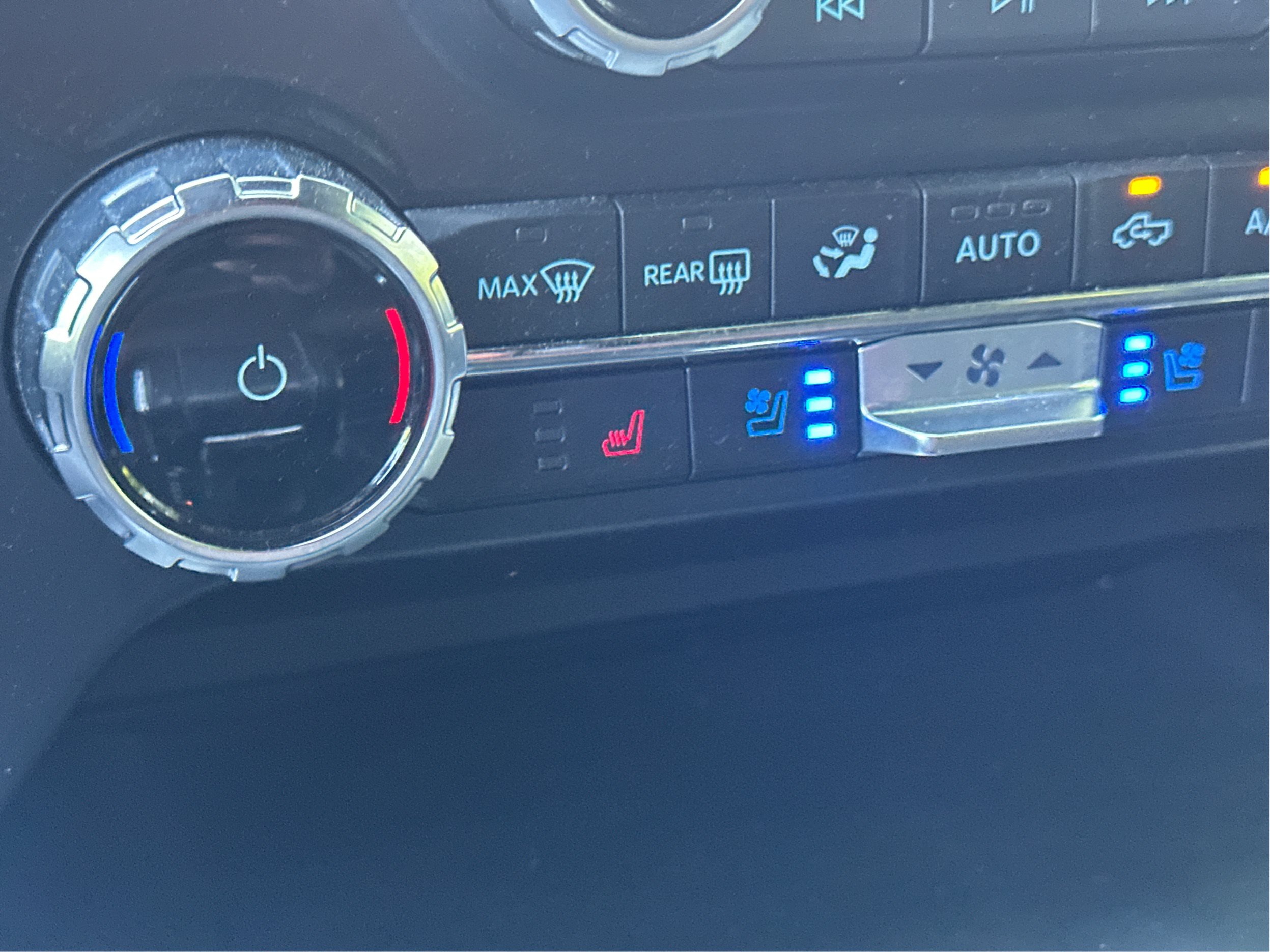 Used 2023 Ford F150 Lariat AWD/4WD image 31