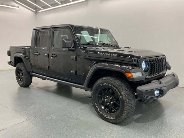 Used 2024 Jeep Gladiator Sport AWD/4WD image 8