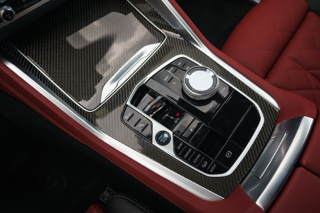 New 2027 BMW X6 M60i AWD/4WD image 32