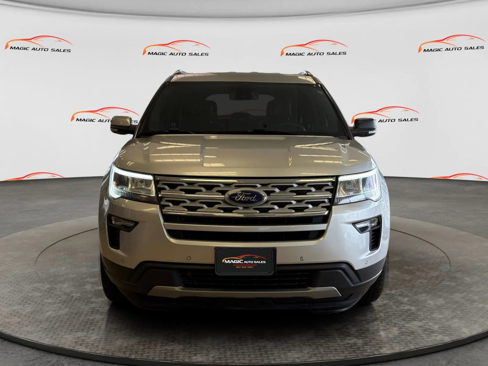 Used 2019 Ford Explorer XLT w/ Equipment Group 202A image 41