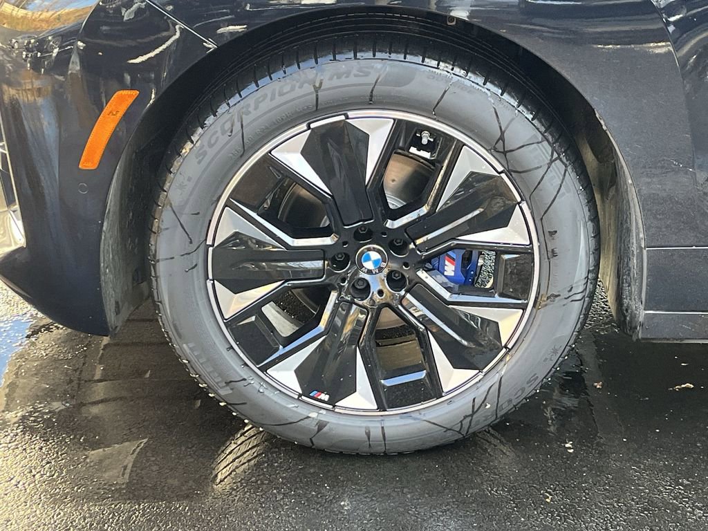 New 2026 BMW iX xDrive45 w/ M Sport Package image 10