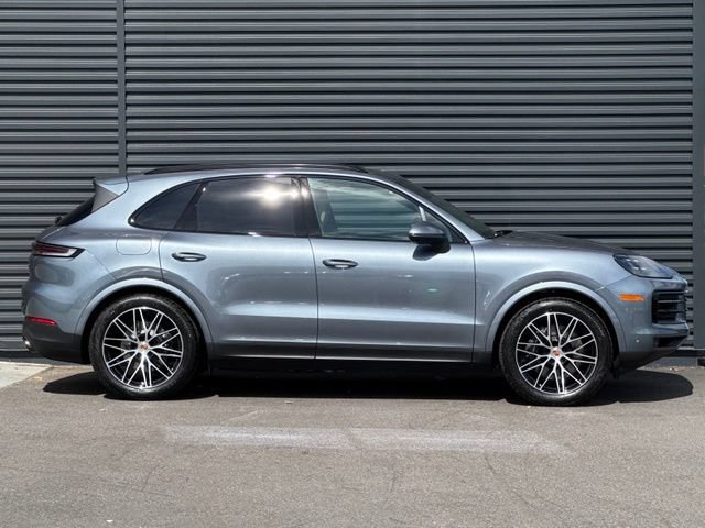 New 2026 Porsche Cayenne AWD/4WD image 8