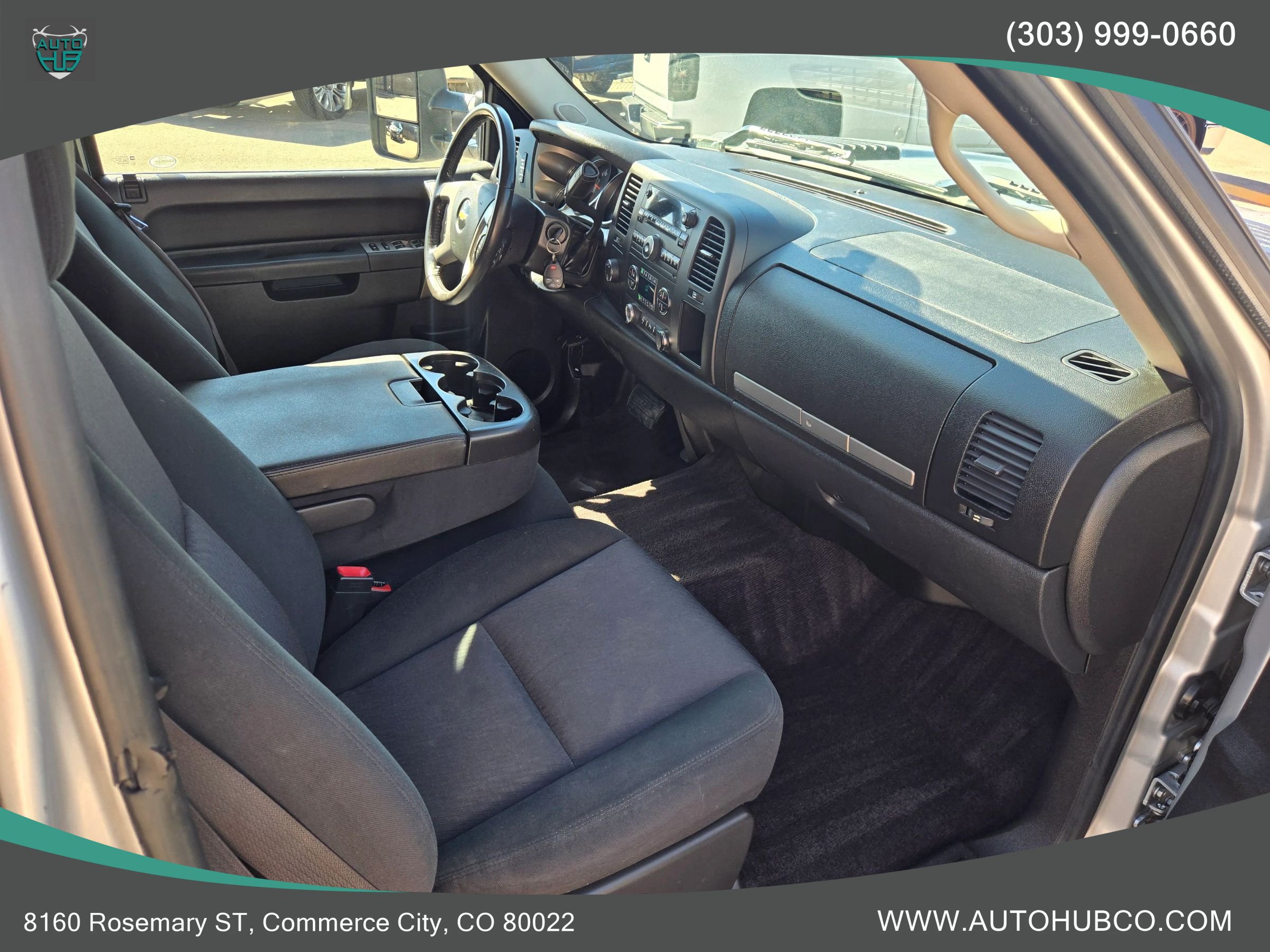 Used 2010 Chevrolet Silverado 2500 LT w/ Interior Plus Package AWD/4WD image 10