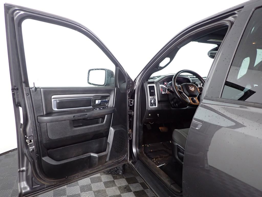 Used 2022 RAM 1500 Classic Warlock AWD/4WD image 23