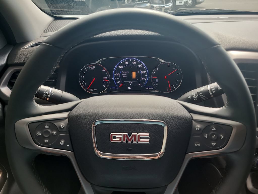 Used 2023 GMC Acadia AT4 w/ Technology Package AWD/4WD image 35