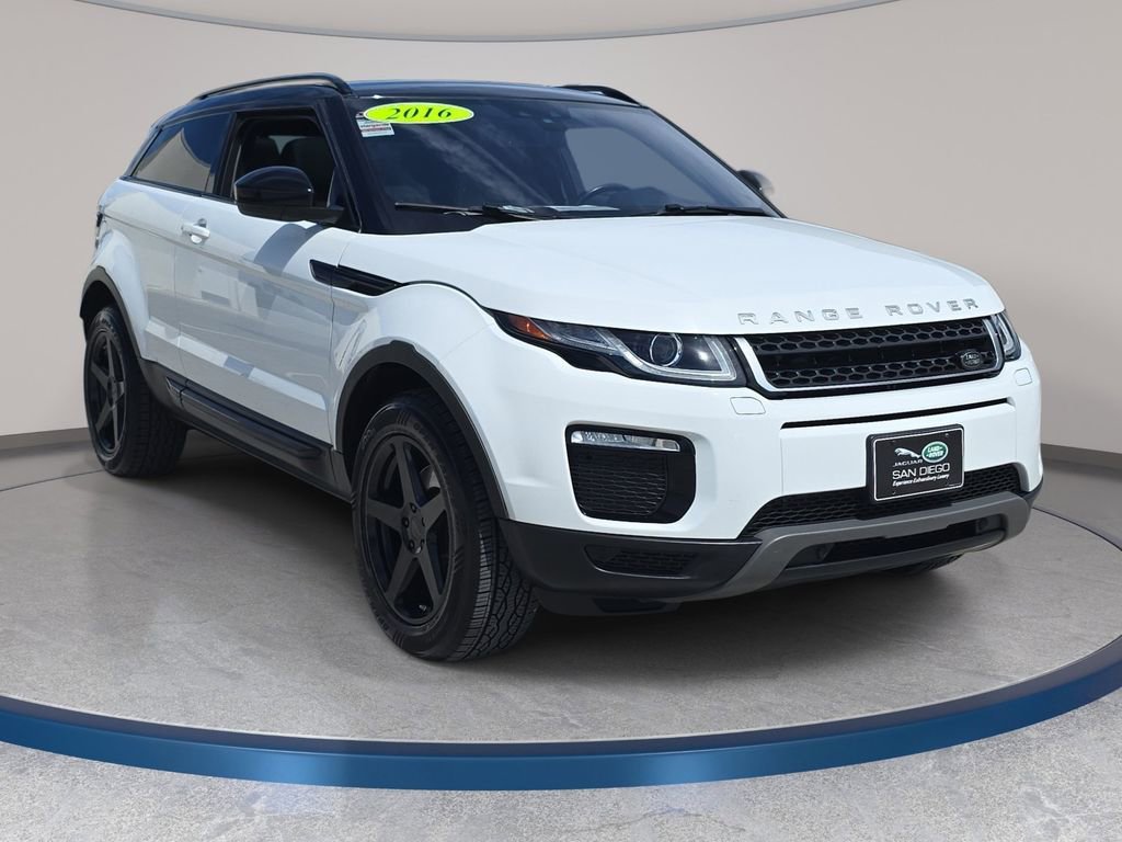 Used 2016 Land Rover Range Rover Evoque SE Premium image 4