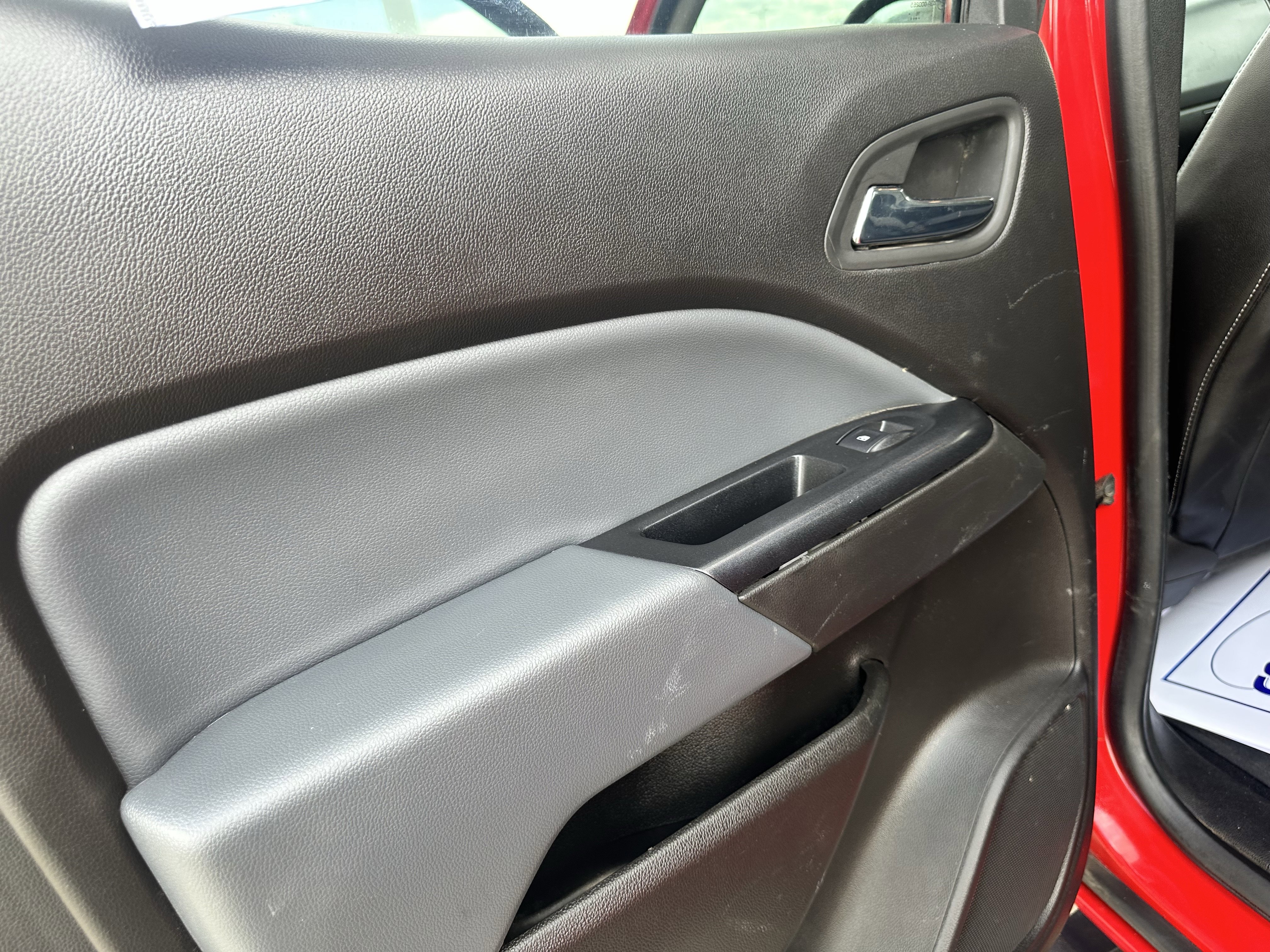 Used 2017 Chevrolet Colorado Z71 image 18