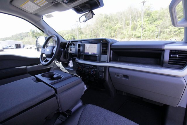 New 2026 Ford F250 XL image 33