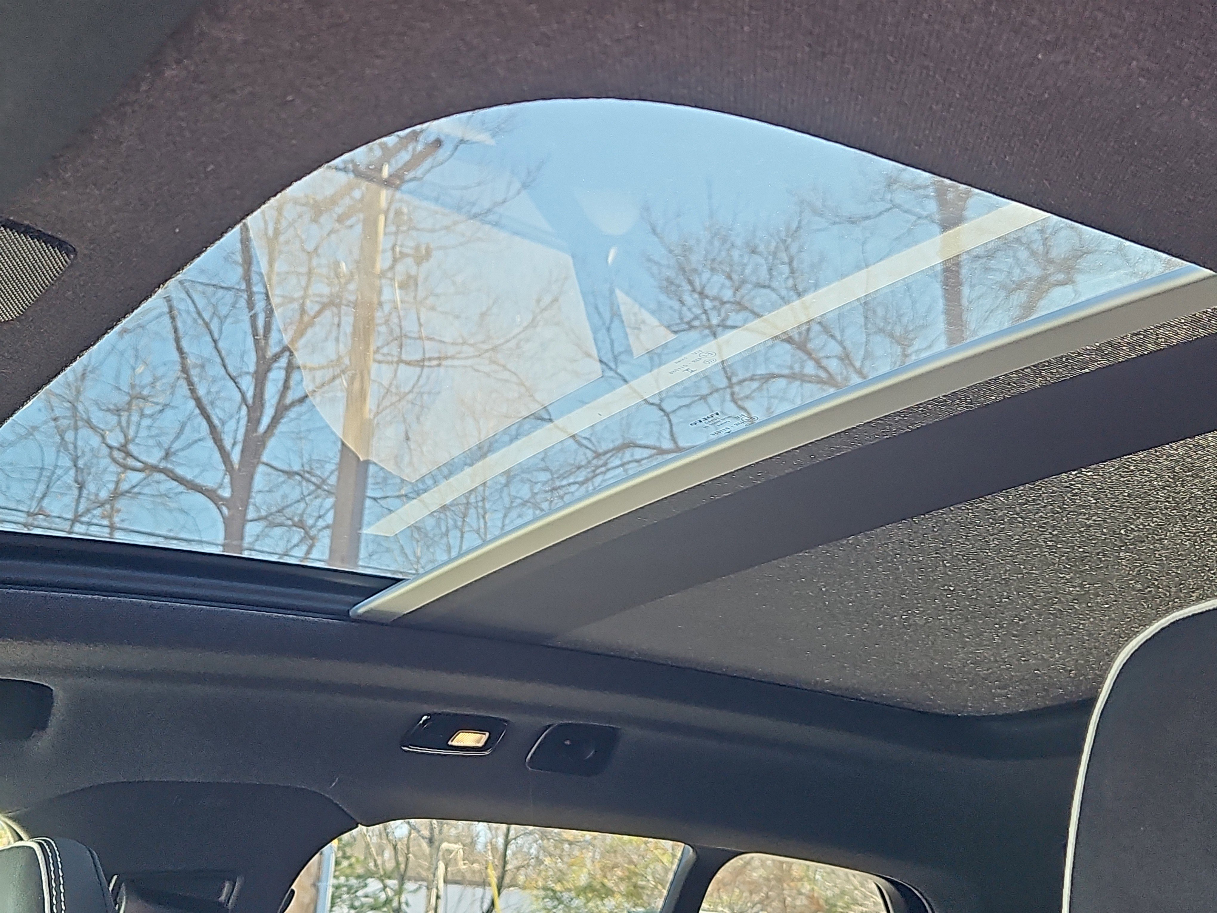 New 2026 Volvo XC40 B5 Ultra w/ Protection Package Premier image 6